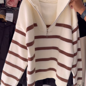 Red and White Striped Half-Zip Knit Sweater with Oversized Collar - Trendy Winter Streetwear