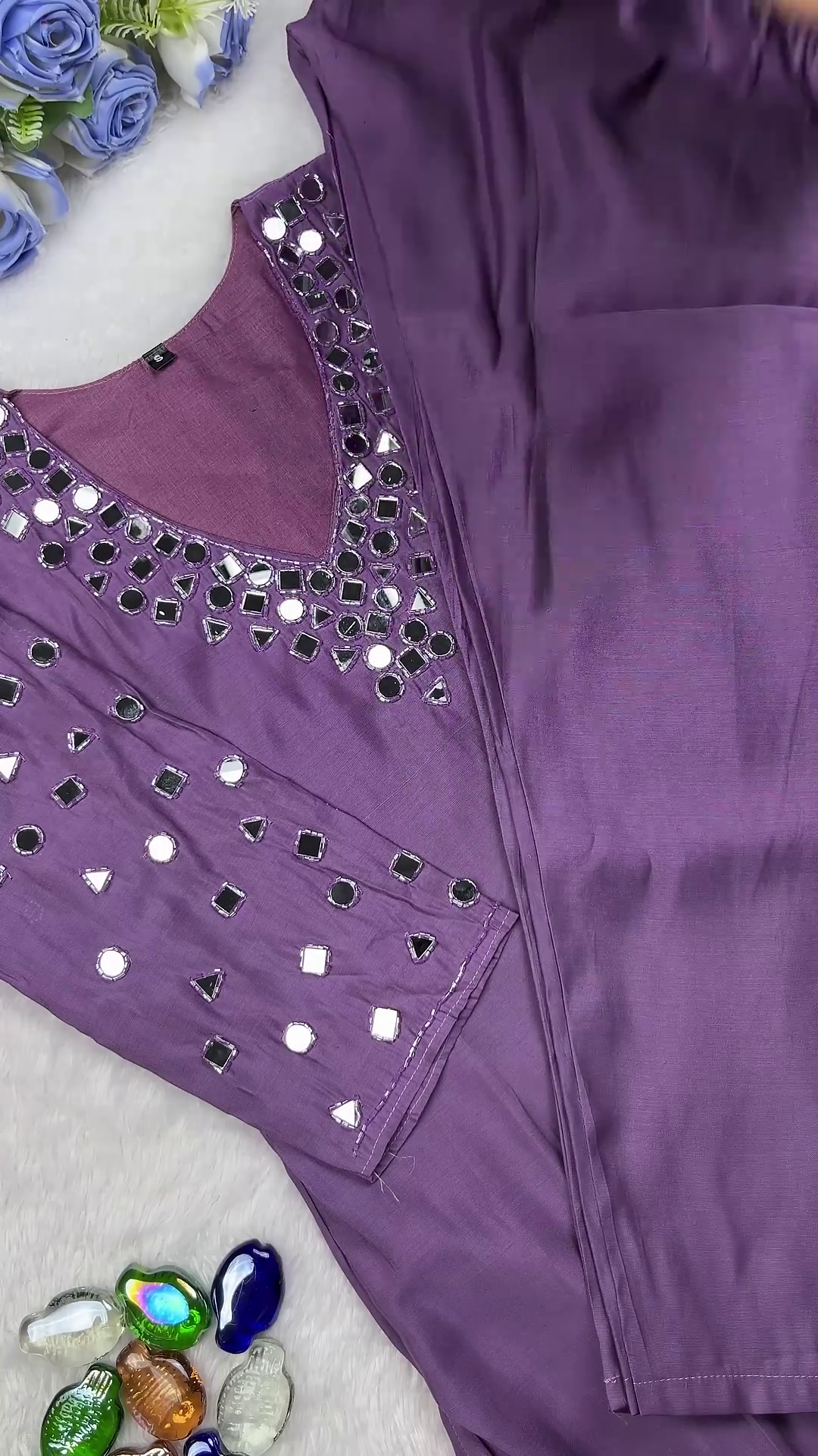 Mauve Lavender Mirror-Work Designer Kurti - Image 2