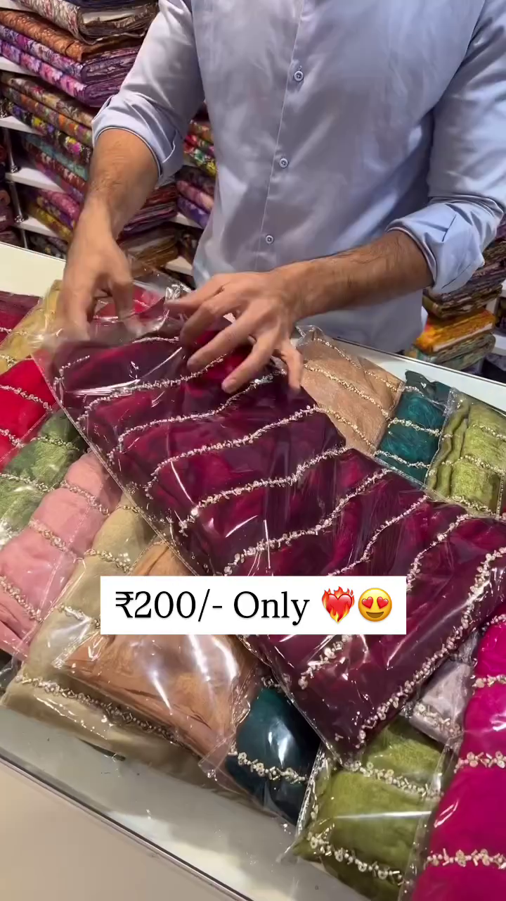 Opulent Wine Velvet Saree with Shimmering Lace Detailing - Image 2